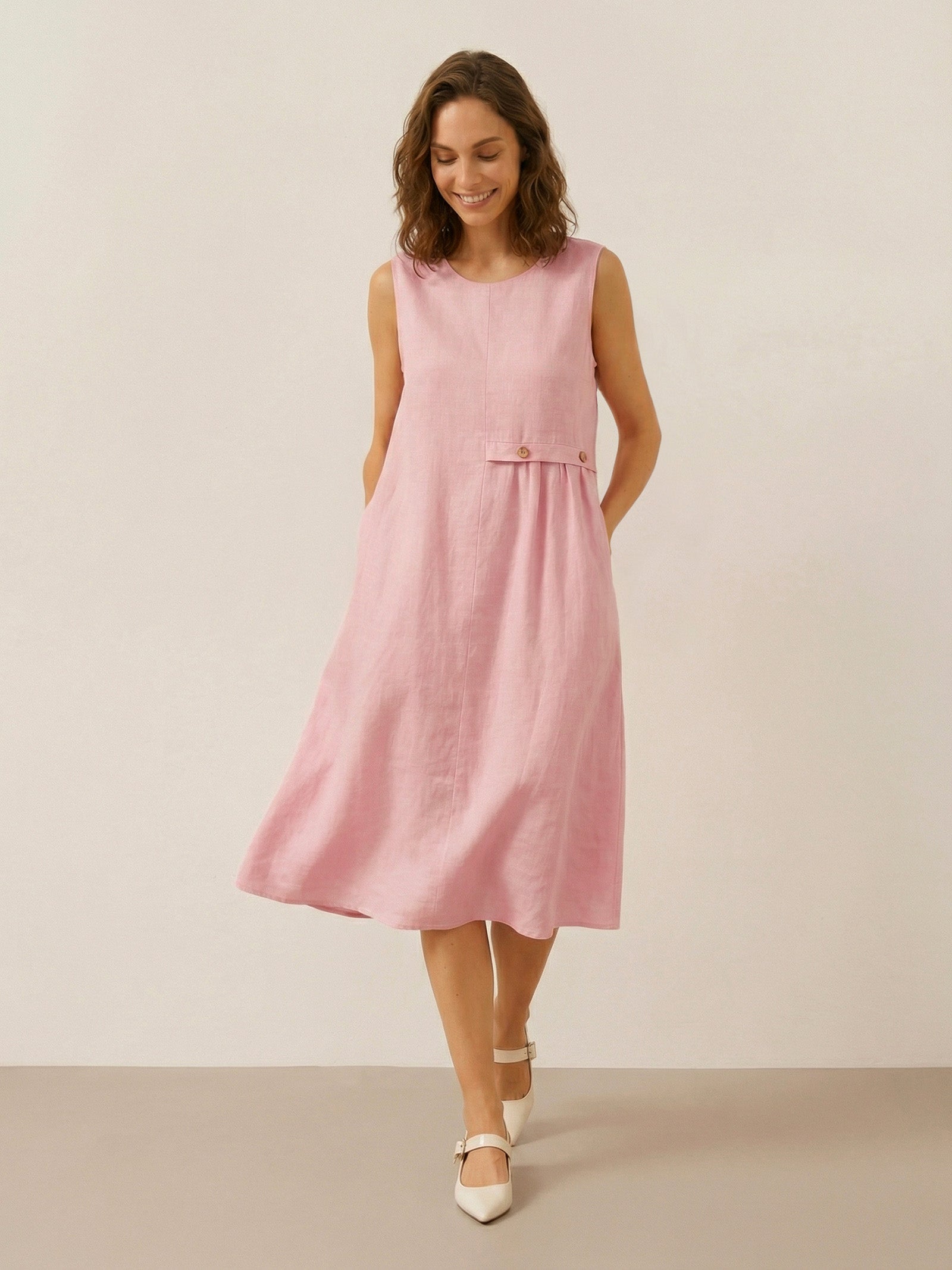 Elisabeth - Vestido midi sin mangas clásico con pliegues.