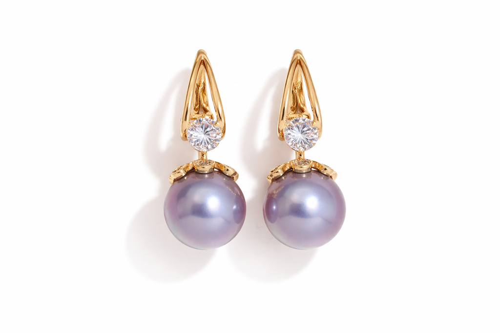 Pendientes Royal Pearl™ – Elegancia Clásica con Detalles Brillantes