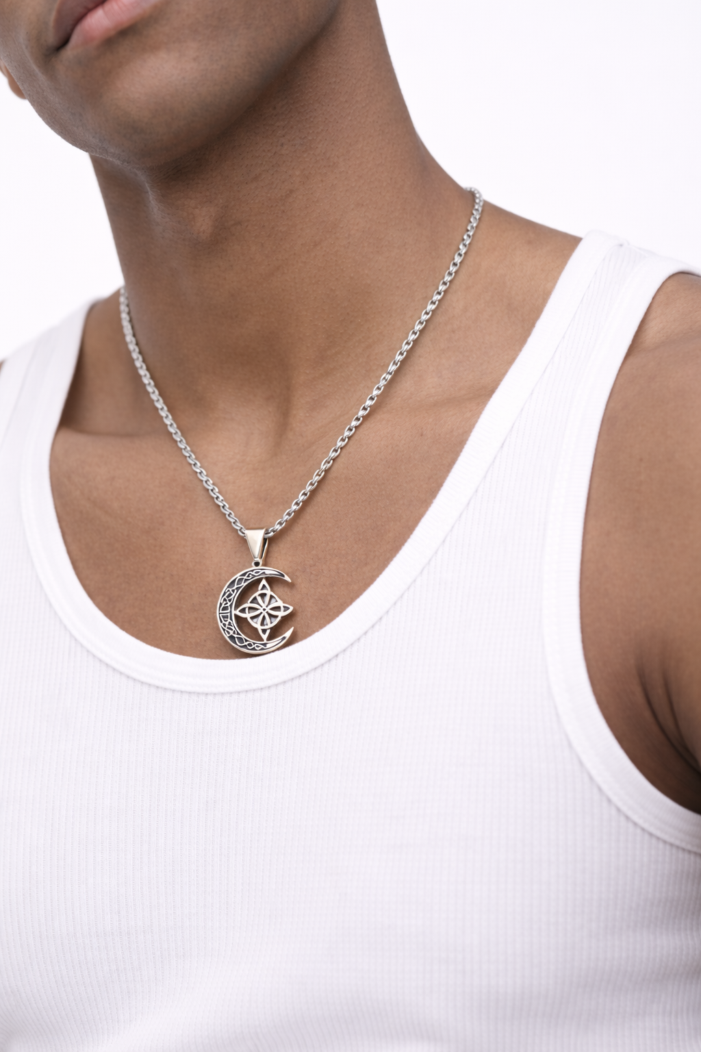 Collar Lunar Celtix™ – Colgante Místico de Nudo Celta con Cadena Premium