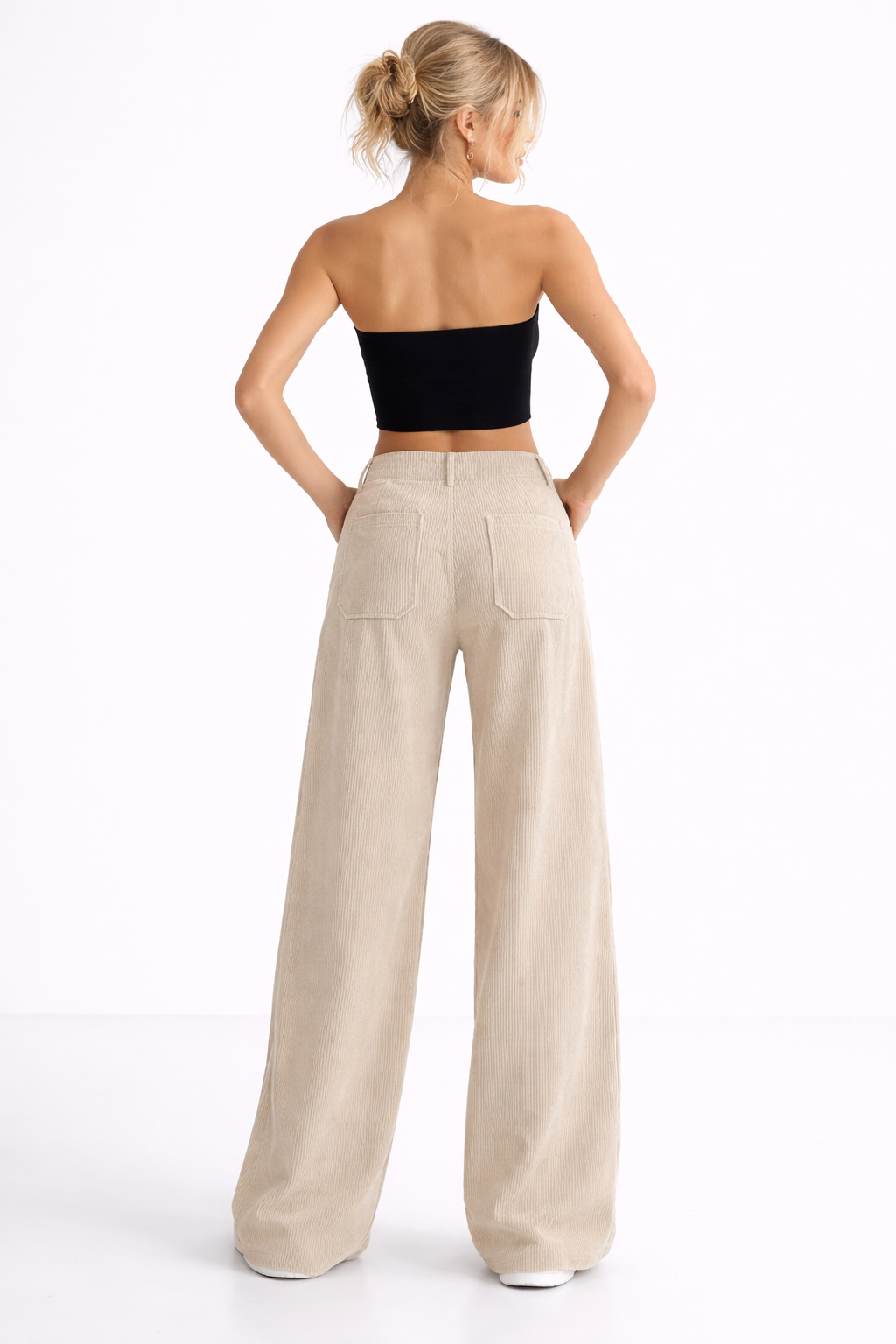 Pantalón UrbanSoft™ – Corte Amplio con Ajuste Cómodo