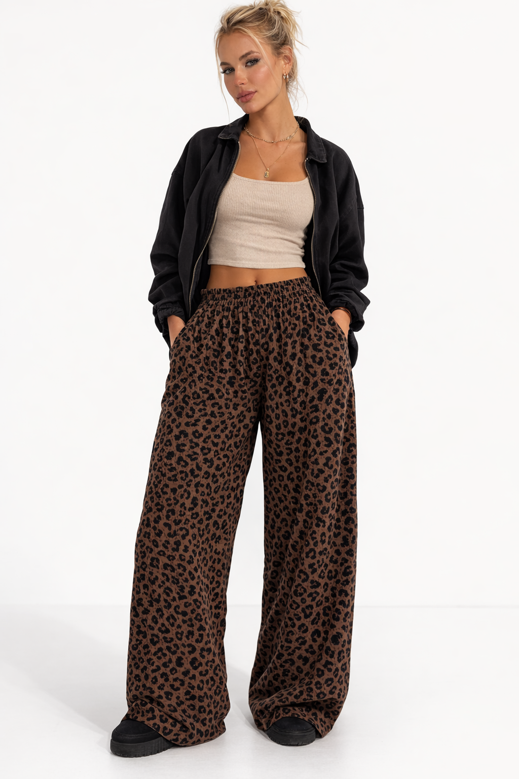 Pantalón WildFlow™ – Corte Amplio con Estilo Urbano Moderno