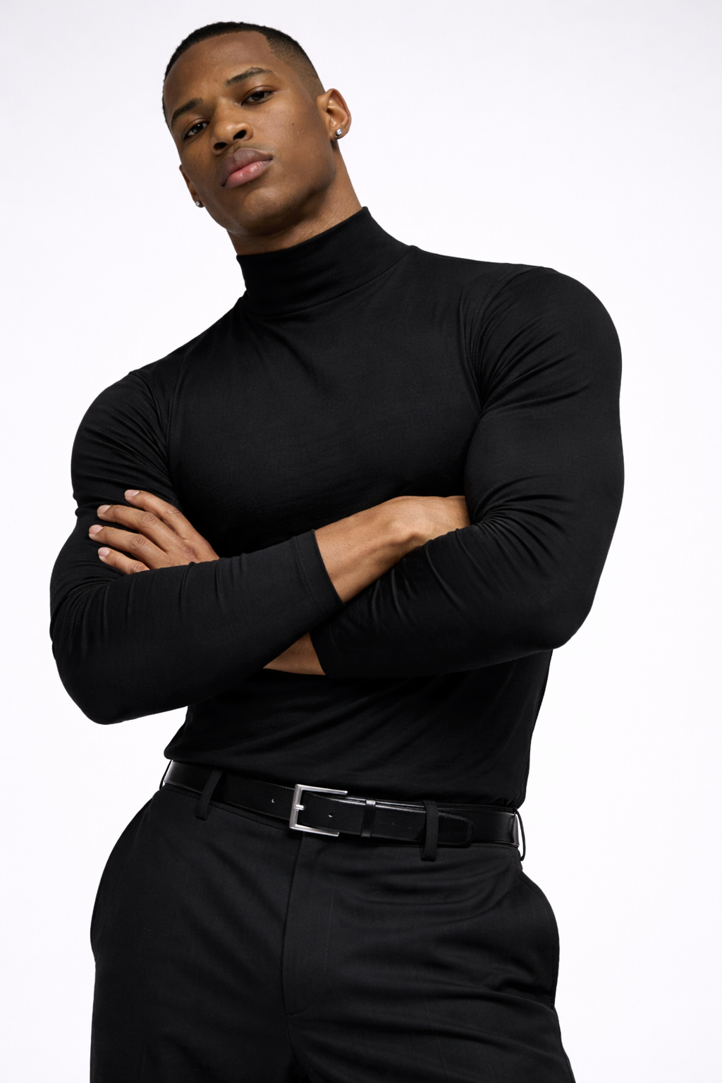 Camiseta de Cuello Alto Ajustada – Estilo Minimalista Premium
