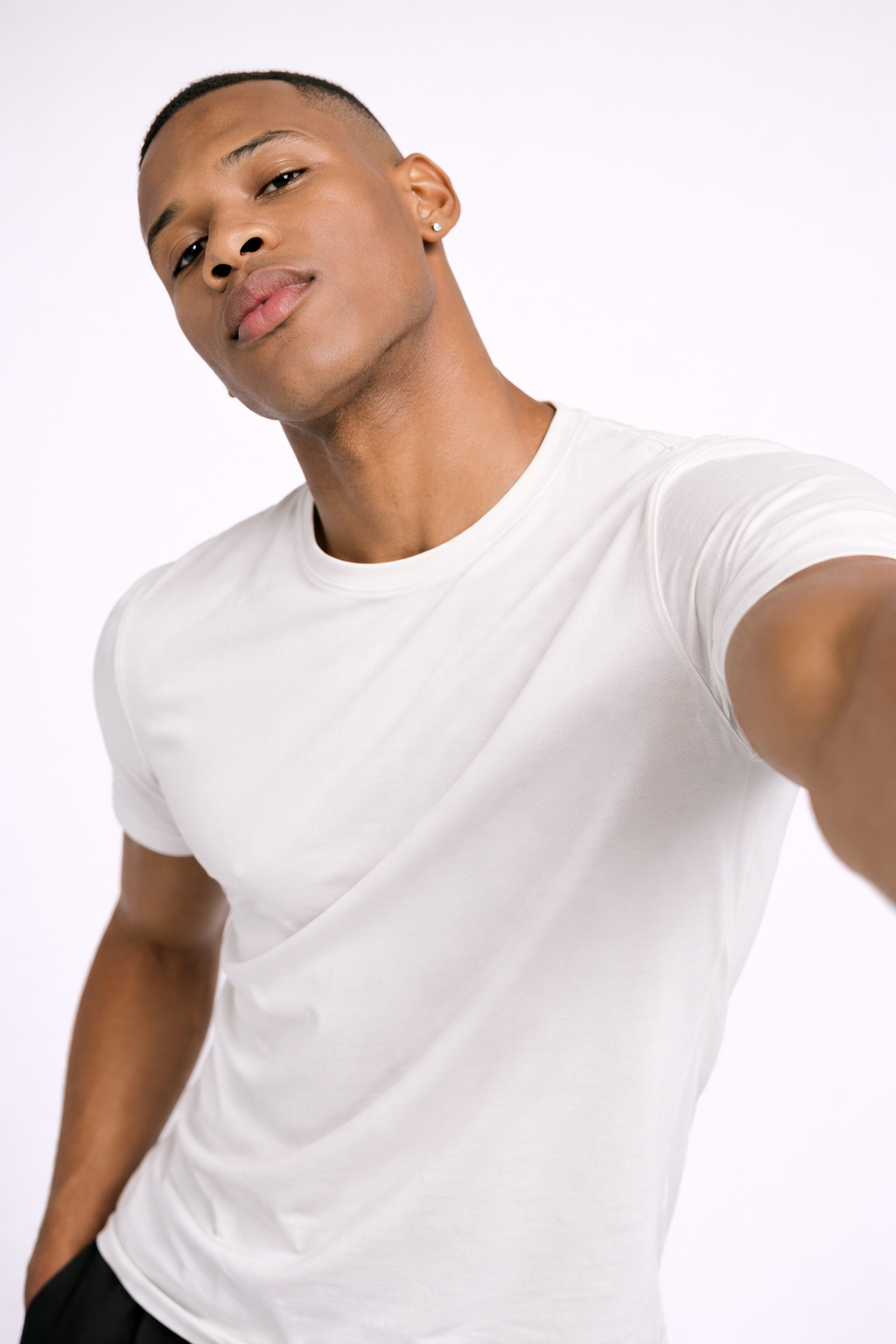 Camiseta Essential Core™ – Estilo Limpio y Comodidad Absoluta